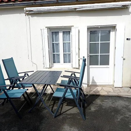 Semesterbostad Entre Terre Et Grand *